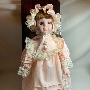 Kerry - Dynasty Doll Collection #90960 Vintage